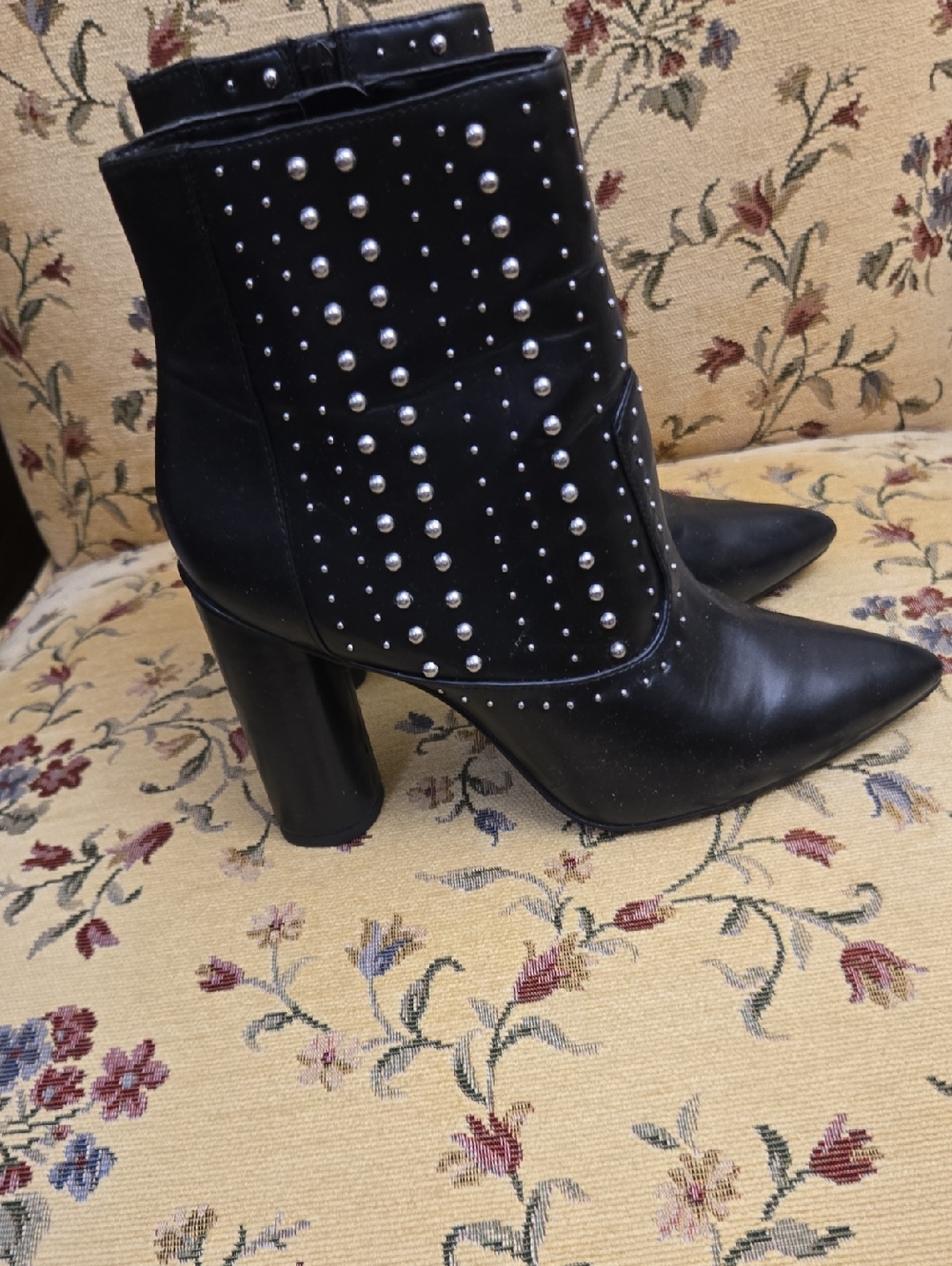BCBG GENERATION  Black Studded Pointed-Toe Ankle Boots